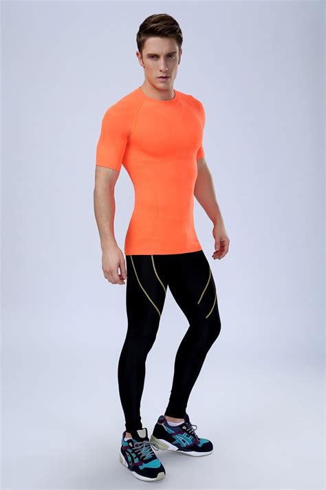 Ropa deportiva hombre .